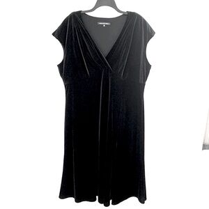 Jones Wear Black Velour Fit & Flare Cocktail Midi Dress